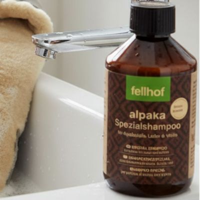 Fellhof Spezialshampoo für Alpakafelle 250 ml im Babyladen Erlangen